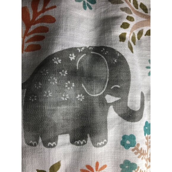 Levtex Animal Crib Comforter - Picture 2 of 7